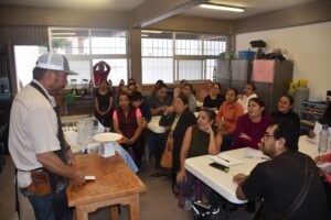 24 personas aprenden a elaborar Pan de Muerto en CDC 24 personas aprenden a elaborar Pan de Muerto en CDC
