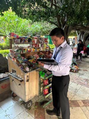 SSG refuerza búsqueda de venta de cigarrillos sueltos en el Cervantino. SSG refuerza búsqueda de venta de cigarrillos sueltos en el Cervantino.