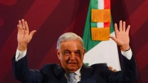 AMLO reprocha protestas por extinción de fideicomisos del Poder Judicial AMLO reprocha protestas por extinción de fideicomisos del Poder Judicial