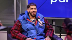 Anuel AA es operado de emergencia y se encuentra delicado de salud Anuel AA es operado de emergencia y se encuentra delicado de salud