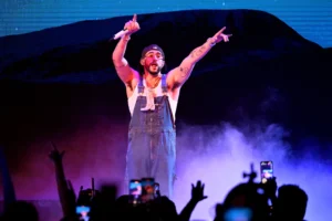 Bad Bunny lanza nuevo disco «Nadie sabe lo que va a pasar mañana» Bad Bunny lanza nuevo disco «Nadie sabe lo que va a pasar mañana»