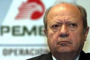 Muere Carlos Romero Deschamps de un infarto al corazón Muere Carlos Romero Deschamps de un infarto al corazón