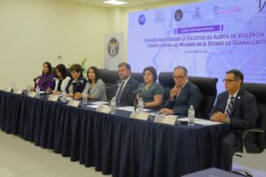 La Fiscalía General del Estado de Guanajuato punta de lanza para garantizar y promover una cultura de respeto a los derechos humanos de las mujeres y la erradicación de la violencia en su contra. La Fiscalía General del Estado de Guanajuato punta de lanza para garantizar y promover una cultura de respeto a los derechos humanos de las mujeres y la erradicación de la violencia en su contra.