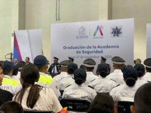 Se gradúan 83 irapuatenses de la Academia de Seguridad Se gradúan 83 irapuatenses de la Academia de Seguridad