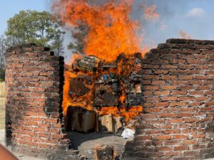 Incineran más de 300 kilos de narcóticos decomisados en Irapuato Incineran más de 300 kilos de narcóticos decomisados en Irapuato