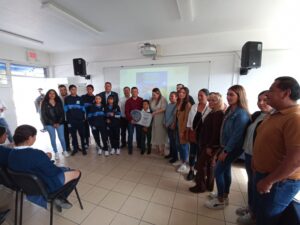 Más de 300 tiendas protectoras se suman a Planet Youth en Abasolo. Más de 300 tiendas protectoras se suman a Planet Youth en Abasolo.