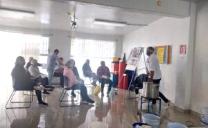 SSG actualiza a productores de la comunidad Las Cañas sobre el manejo correcto de quesos y lácteos. SSG actualiza a productores de la comunidad Las Cañas sobre el manejo correcto de quesos y lácteos.