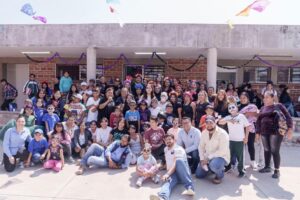 COMPARTE LIBIA DENNISE DÍA DE MUERTOS CON FAMILIAS DEL CENTRO GTO CONTIGO SÍ VILLAS DE SAN NICOLÁS COMPARTE LIBIA DENNISE DÍA DE MUERTOS CON FAMILIAS DEL CENTRO GTO CONTIGO SÍ VILLAS DE SAN NICOLÁS