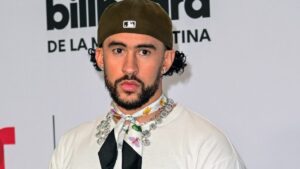 Bad Bunny estalla contra canción creada con IA Bad Bunny estalla contra canción creada con IA