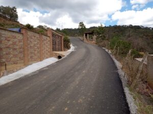 Apoyan a familias del campo guanajuatense con la pavimentación de 4 caminos más Apoyan a familias del campo guanajuatense con la pavimentación de 4 caminos más