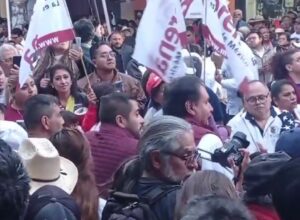 Pre candidata y Gerardo Fernández Noroña llaman a la unidad durante evento político de MORENA Pre candidata y Gerardo Fernández Noroña llaman a la unidad durante evento político de MORENA