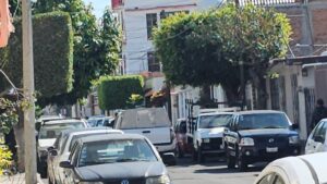 Asesinan a maestro de secundaria afuera de su domicilio Asesinan a maestro de secundaria afuera de su domicilio