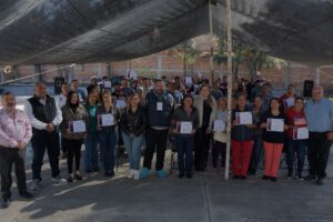 Chío Cervantes reconoce labor de trabajadores de Servicios Públicos Chío Cervantes reconoce labor de trabajadores de Servicios Públicos
