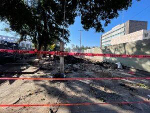 Esperan un espacio más digno los vendedores del polo comercial a un costado del IMSS Reforma Esperan un espacio más digno los vendedores del polo comercial a un costado del IMSS Reforma