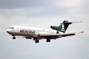 Mexicana de Aviación: reinicio empañado; desvían primer vuelo que iba a Tulum Mexicana de Aviación: reinicio empañado; desvían primer vuelo que iba a Tulum
