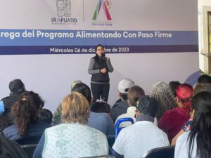 Otorgan apoyos alimenticios a familias vulnerables de Irapuato Otorgan apoyos alimenticios a familias vulnerables de Irapuato