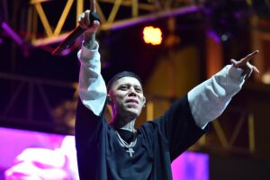 Celebran la llegada del 2024 con brindis monumental y show de Santa Fe Klan en Guanajuato Capital Celebran la llegada del 2024 con brindis monumental y show de Santa Fe Klan en Guanajuato Capital