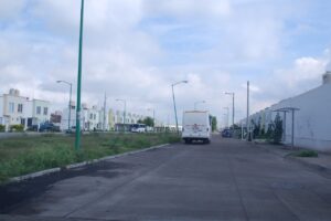 DESPLAZADOS POR DELINCUENCIA ORGANIZADA EN LA COLONIA BARLOVENTO HAN REGRESADO PAULATINAMENTE A SUS HOGARES DESPLAZADOS POR DELINCUENCIA ORGANIZADA EN LA COLONIA BARLOVENTO HAN REGRESADO PAULATINAMENTE A SUS HOGARES