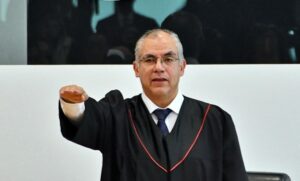 Toma protesta el Magistrado Héctor Tinajero Muñoz como Presidente del Supremo Tribunal de Justicia y del Consejo del Poder Judicial del Estado de Guanajuato Toma protesta el Magistrado Héctor Tinajero Muñoz como Presidente del Supremo Tribunal de Justicia y del Consejo del Poder Judicial del Estado de Guanajuato
