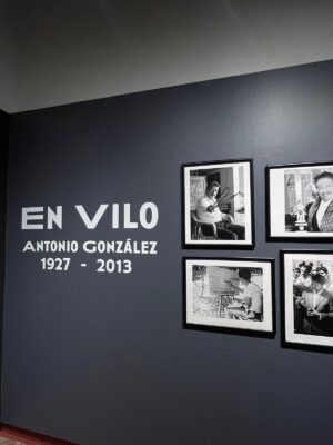 Recuerdan y enaltecen la obra de Antonio González, inaugurando su sala en el Museo Salvador Almaraz Recuerdan y enaltecen la obra de Antonio González, inaugurando su sala en el Museo Salvador Almaraz