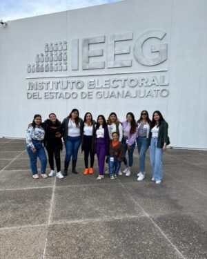 Acude Yulma Rocha al IEEG para denunciar violencia política de género Acude Yulma Rocha al IEEG para denunciar violencia política de género