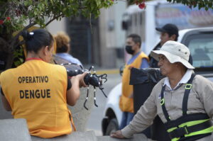 El Operativo Dengue 2024 arroja la visita de 14 mil viviendas en este primer mes del año en Salamanca. El Operativo Dengue 2024 arroja la visita de 14 mil viviendas en este primer mes del año en Salamanca.