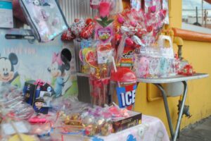 DE REGULARES A BUENAS LAS VENTAS DE OBSEQUIOS QUE PERSONAS ADQUIEREN PARA FESTEJAR EL DÍA DE SAN VALENTÍN DE REGULARES A BUENAS LAS VENTAS DE OBSEQUIOS QUE PERSONAS ADQUIEREN PARA FESTEJAR EL DÍA DE SAN VALENTÍN