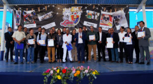 Secundaria Oficial de Irapuato celebra 94 años de servicio educativo. Secundaria Oficial de Irapuato celebra 94 años de servicio educativo.