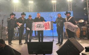 Integrantes de Grupo Duelo permanecen hospitalizados tras aparatoso accidente automovilístico Integrantes de Grupo Duelo permanecen hospitalizados tras aparatoso accidente automovilístico