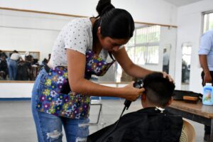 BUSCAN PREVENIR CONDUCTAS ANTISOCIALES EN JÓVENES BUSCAN PREVENIR CONDUCTAS ANTISOCIALES EN JÓVENES