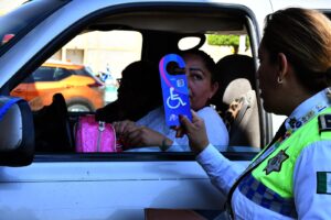 CONTINÚAN ACCIONES PARA FOMENTO DE CULTURA VIAL ENTRE LA CIUDADANÍA CONTINÚAN ACCIONES PARA FOMENTO DE CULTURA VIAL ENTRE LA CIUDADANÍA