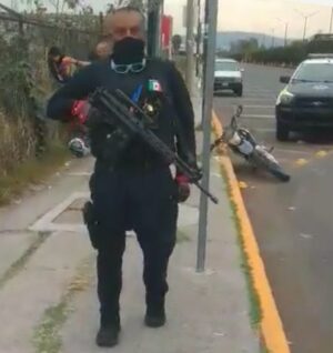 SEÑALAN DE ABUSO DE AUTORIDAD A POLICÍA MUNICIPAL POR CONDUCTA AGRESIVA HACIA JOVEN SEÑALAN DE ABUSO DE AUTORIDAD A POLICÍA MUNICIPAL POR CONDUCTA AGRESIVA HACIA JOVEN
