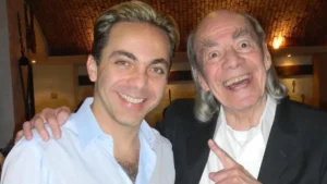 Cristian Castro lanza polémicas declaraciones sobre el «Loco» Valdés Cristian Castro lanza polémicas declaraciones sobre el «Loco» Valdés