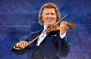 André Rieu: entre gritos y aplausos se rinden ante el violinista en el Auditorio Nacional André Rieu: entre gritos y aplausos se rinden ante el violinista en el Auditorio Nacional