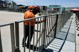 SUPERVISAN JUEGOS MECÁNICOS E INSTALACIONES DE LA FERIA SUPERVISAN JUEGOS MECÁNICOS E INSTALACIONES DE LA FERIA