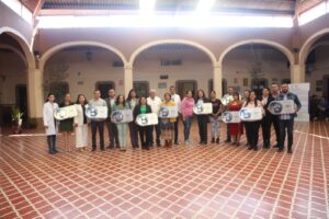 SSG entrega 10 Insignias Planet Youth a varias instituciones de Juventino Rosas. SSG entrega 10 Insignias Planet Youth a varias instituciones de Juventino Rosas.