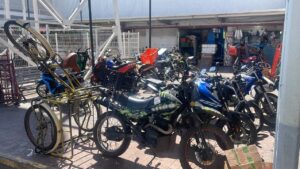 Buscan poner orden con el aparcadero de motos en Mercado Hidalgo Buscan poner orden con el aparcadero de motos en Mercado Hidalgo