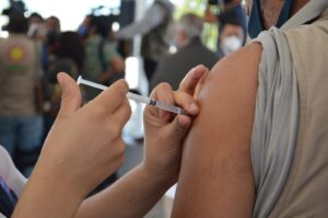 Guanajuato es líder en aplicación de la vacuna de influenza durante otoño e invierno Guanajuato es líder en aplicación de la vacuna de influenza durante otoño e invierno
