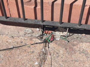 PERSISTE EL ROBO DE CABLE ELECTRICO DEL CENTRO DE LAS ARTES PERSISTE EL ROBO DE CABLE ELECTRICO DEL CENTRO DE LAS ARTES