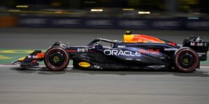 Checo Pérez arrancará el GP de Bahréin en el quinto lugar; Verstappen fue el ‘poleman’ Checo Pérez arrancará el GP de Bahréin en el quinto lugar; Verstappen fue el ‘poleman’
