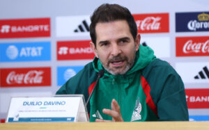 Jaime Lozano no se irá de la Selección Mexicana afirma Duilio Davino Jaime Lozano no se irá de la Selección Mexicana afirma Duilio Davino