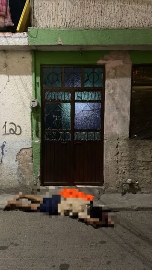 Lo bajan de camioneta y ejecutan a un hombre en el ranchito Lo bajan de camioneta y ejecutan a un hombre en el ranchito