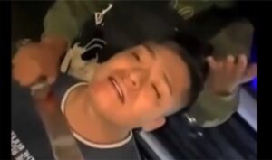 Podría tratarse de un policía el hombre interrogado y asesinado en video Podría tratarse de un policía el hombre interrogado y asesinado en video