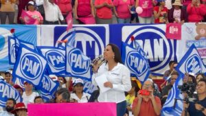 Arranca Lorena Alfaro su búsqueda por “tres años más” en Irapuato Arranca Lorena Alfaro su búsqueda por “tres años más” en Irapuato