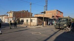 Multihomicidio en Valtierrilla pudo ser por extorsión, apuntan los habitantes de la comunidad Multihomicidio en Valtierrilla pudo ser por extorsión, apuntan los habitantes de la comunidad