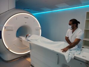 SSG pone al servicio de la población un Resonador magnético de 1.5 TESLAS. SSG pone al servicio de la población un Resonador magnético de 1.5 TESLAS.