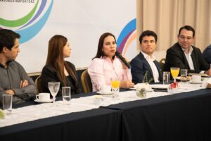 Impulsará Lorena Alfaro a los proyectos de jóvenes irapuatenses Impulsará Lorena Alfaro a los proyectos de jóvenes irapuatenses