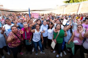 Se compromete Lorena Alfaro con llevar obras a colonias populares Se compromete Lorena Alfaro con llevar obras a colonias populares