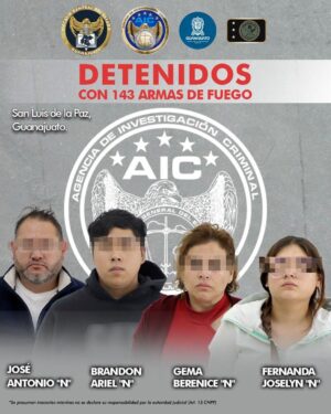 LA FISCALÍA DE GUANAJUATO REALIZÓ UN ASEGURAMIENTO SIN PRECEDENTES DE ARMAS EN COORDINACIÓN CON LA SSPE Y LA SEDENA, EN SAN LUIS DE LA PAZ; HAY 4 DETENIDOS LA FISCALÍA DE GUANAJUATO REALIZÓ UN ASEGURAMIENTO SIN PRECEDENTES DE ARMAS EN COORDINACIÓN CON LA SSPE Y LA SEDENA, EN SAN LUIS DE LA PAZ; HAY 4 DETENIDOS