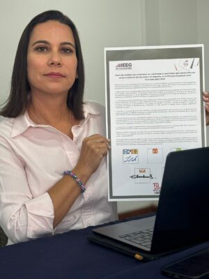 Firma Lorena Alfaro pacto de civilidad política Firma Lorena Alfaro pacto de civilidad política